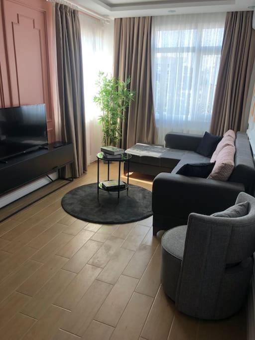 Istanbultouristic Place Near Daire İstanbul