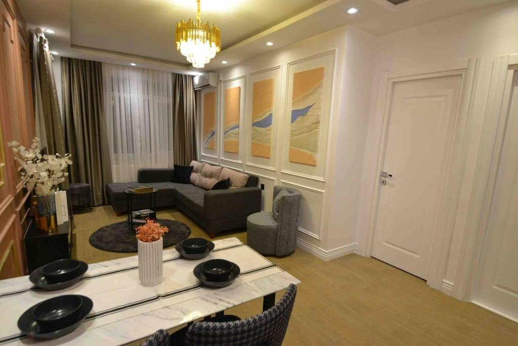 Istanbultouristic Place Near Daire